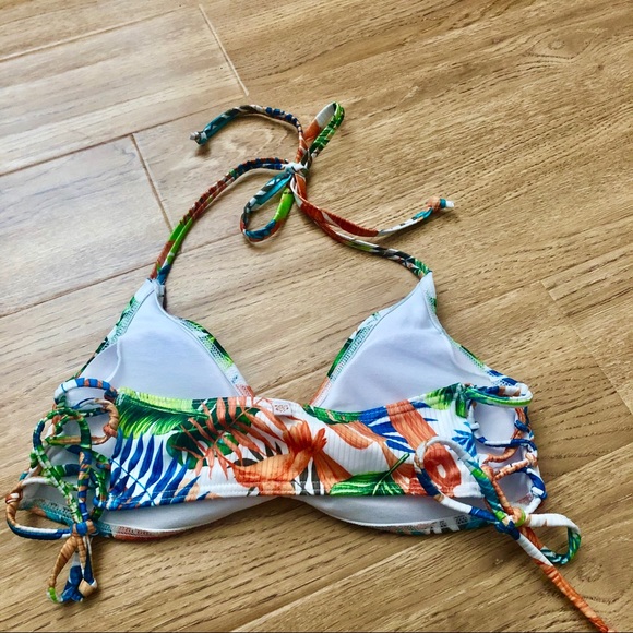 NWOT La Vie en Rose Ribbed Bikini - Picture 3 of 4